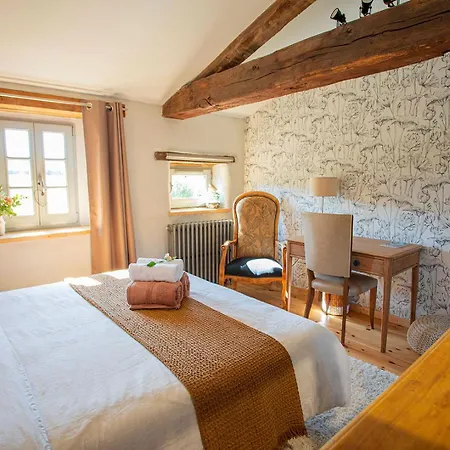 Bed and breakfast La Fee Capucine - Et Table D'hotes - Espace Bien-etre Et Massages