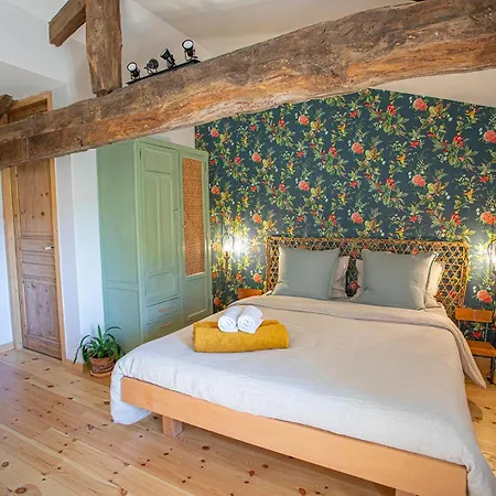La Fee Capucine - Et Table D'hotes - Espace Bien-etre Et Massages